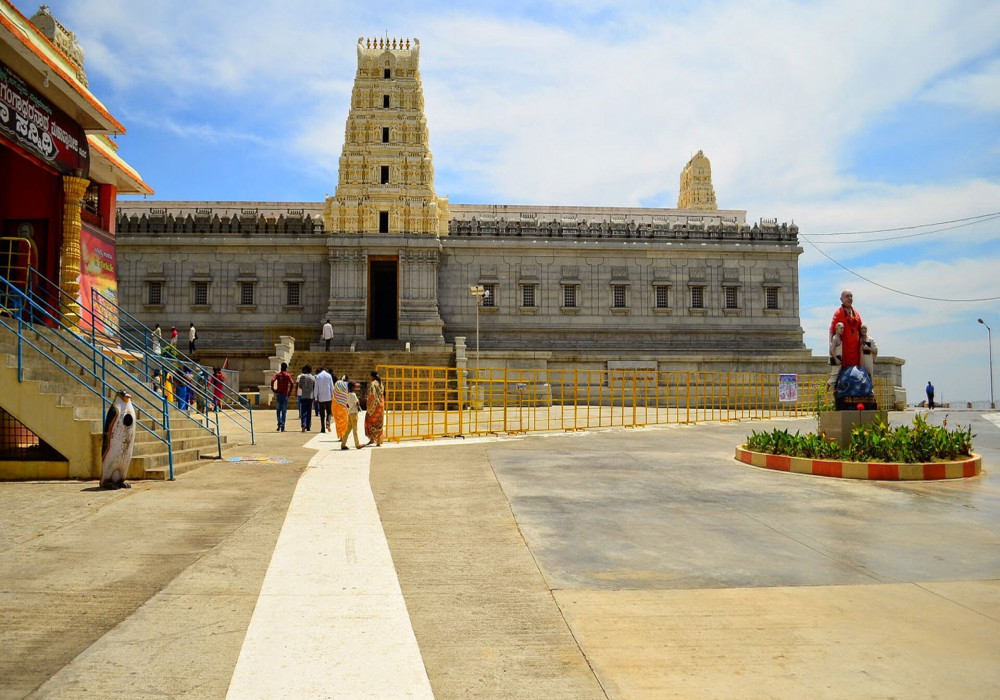 places to visit around mandya